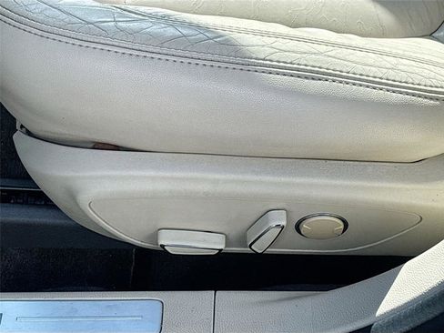 Used 2015 Lincoln MKZ w/ Equipment Group 101A Select image 21