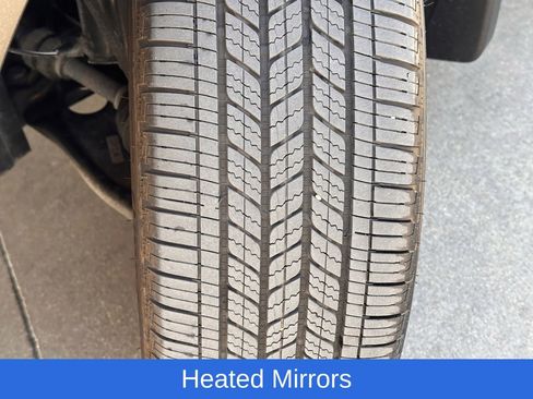 Used 2025 Nissan Kicks SR w/ SR Premium Package image 7