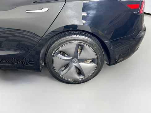 Used 2019 Tesla Model 3 Standard Range Plus RWD image 11