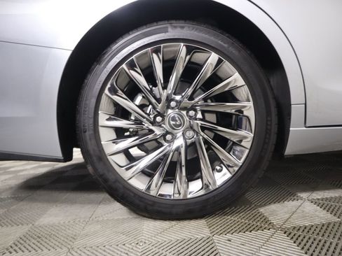 Used 2025 Lexus ES 350 Luxury image 33