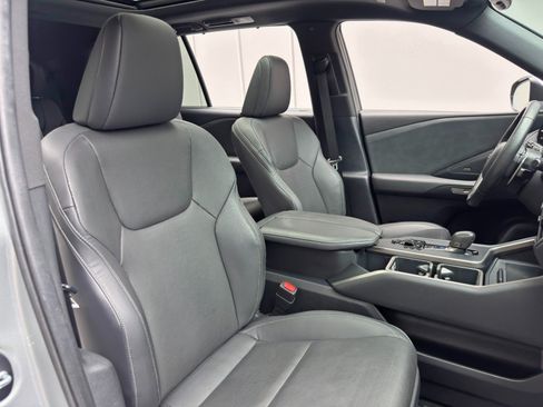 Used 2024 Lexus TX 350 AWD w/ Captains Chair Package image 37