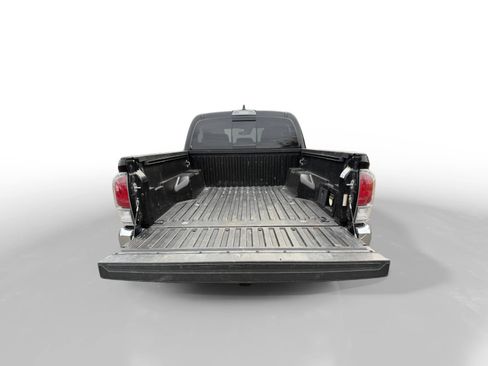 Used 2023 Toyota Tacoma TRD Off-Road image 17