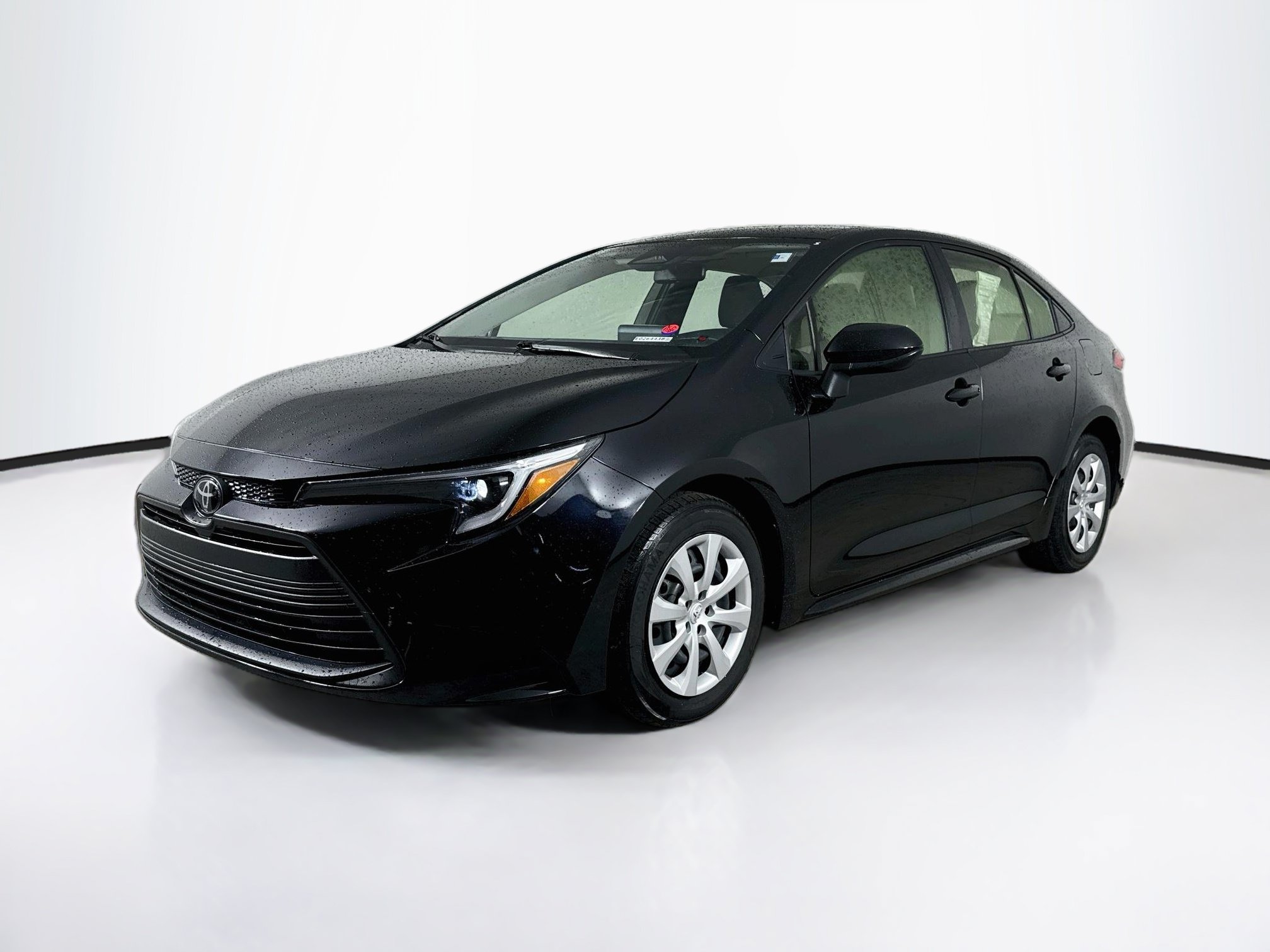 Used 2026 Toyota Corolla LE FWD image 4