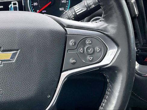 Used 2018 Chevrolet Traverse LT FWD image 24