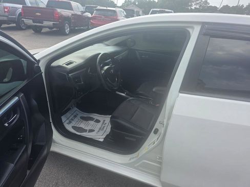 Used 2015 Toyota Corolla S FWD image 5