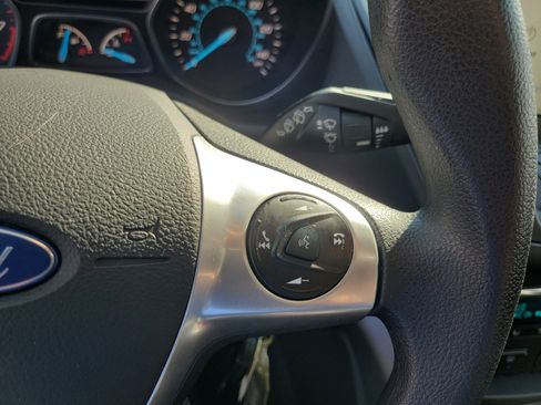 Used 2016 Ford Escape SE w/ SE Chrome Package FWD image 7