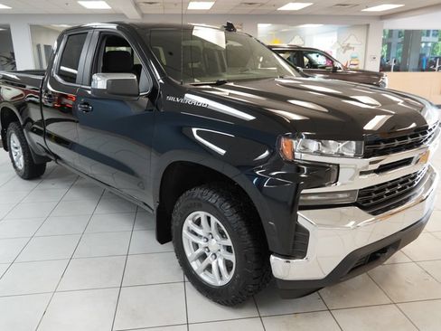 Used 2020 Chevrolet Silverado 1500 LT w/ All-Star Edition AWD/4WD image 13