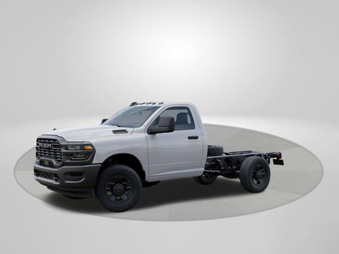 New 2025 RAM 3500 Tradesman AWD/4WD image 2