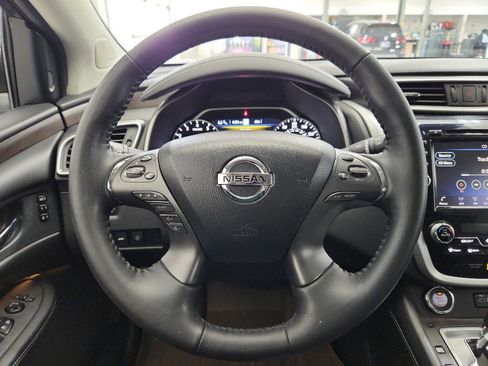 Used 2019 Nissan Murano Platinum image 12