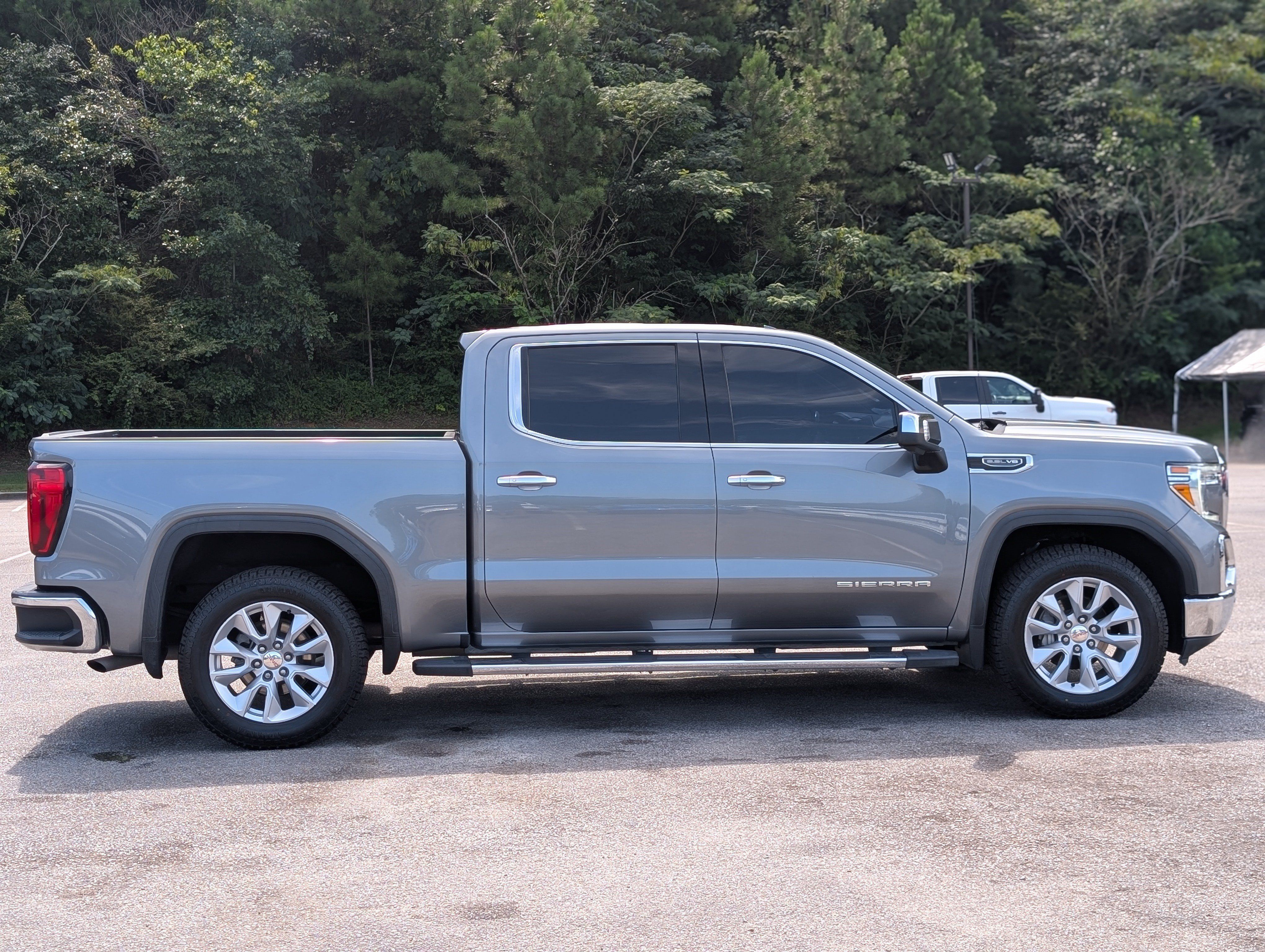 Used 2021 GMC Sierra 1500 SLT w/ SLT Premium Plus Package RWD image 10