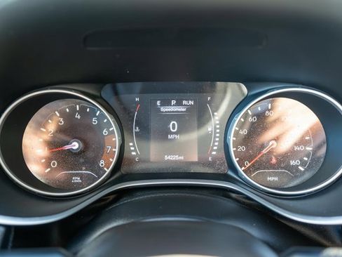 Used 2018 Jeep Compass Latitude w/ Cold Weather Group image 21