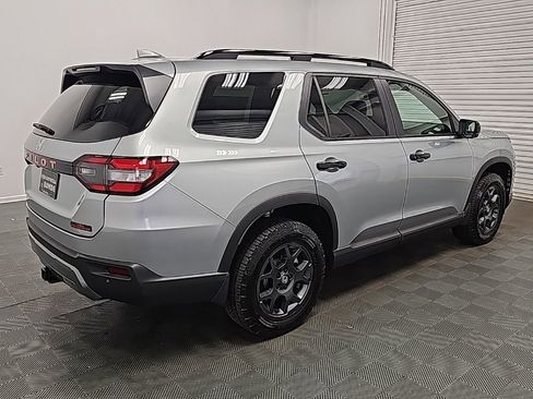 New 2026 Honda Pilot TrailSport image 8