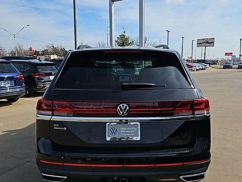 New 2026 Volkswagen Atlas SE FWD image 6