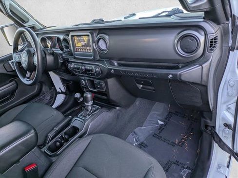 Used 2023 Jeep Wrangler Sport image 17