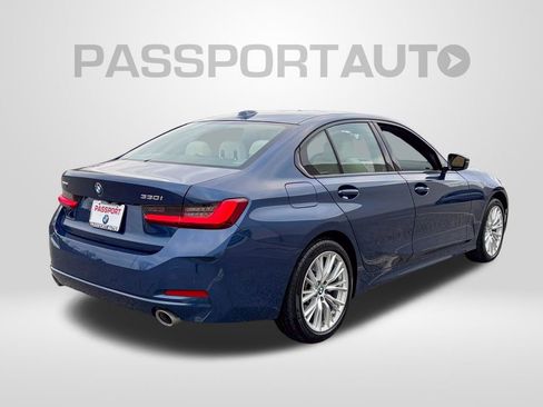 Certified 2023 BMW 330i xDrive Sedan w/ Premium Package image 6