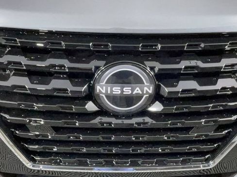 New 2025 Nissan Kicks Play S FWD image 10
