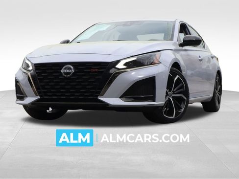 Used 2025 Nissan Altima 2.5 SR FWD image 1