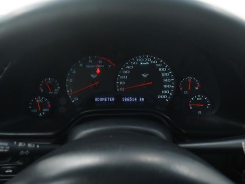 Used 1999 Chevrolet Corvette Convertible w/ Memory Pkg image 18