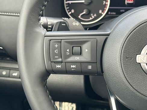 New 2025 Nissan Pathfinder SV image 28