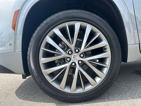 New 2026 Buick Enclave Avenir FWD image 12