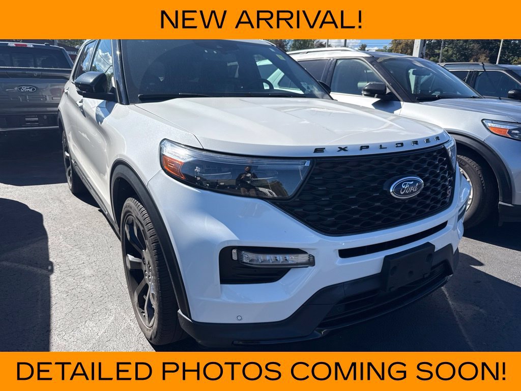 Used 2023 Ford Explorer ST w/ Equipment Group 401A AWD/4WD image 2