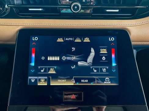 Used 2025 INFINITI QX80 Luxe AWD/4WD image 19