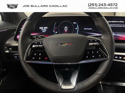 New 2026 Cadillac Lyriq V w/ LPO, Floor Liner Package AWD/4WD image 22