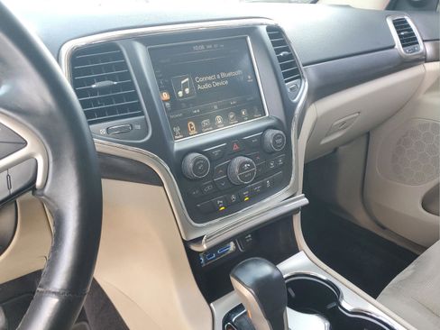 Used 2017 Jeep Grand Cherokee Laredo w/ Quick Order Package 23E image 25