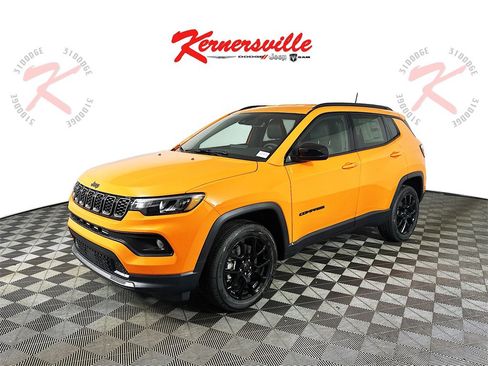 New 2026 Jeep Compass Latitude image 3