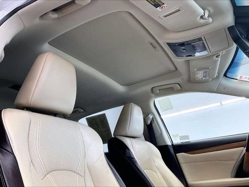 Used 2018 Lexus RX 450h AWD w/ Premium Package image 25
