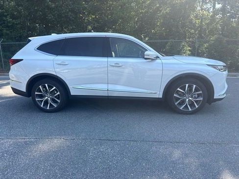 Used 2022 Acura MDX w/ Technology Package AWD/4WD image 12
