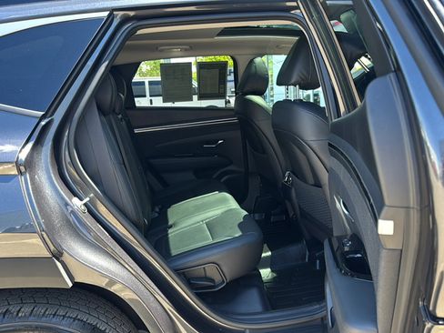 Used 2022 Hyundai Tucson Limited w/ Cargo Package AWD/4WD image 22