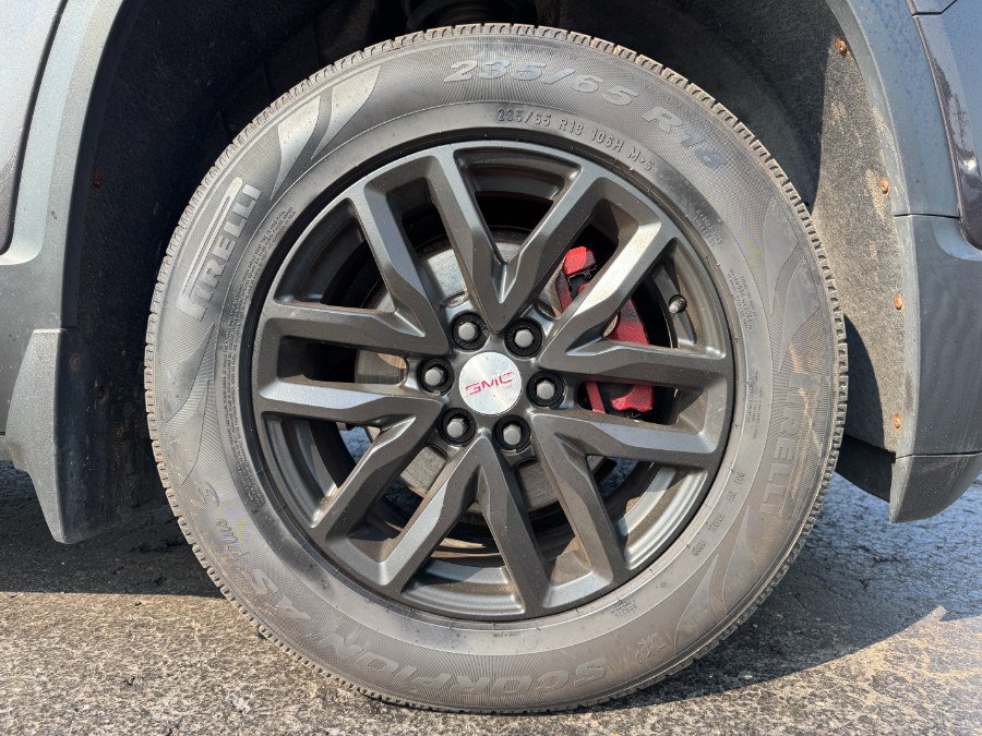Used 2018 GMC Acadia SLT AWD/4WD image 13