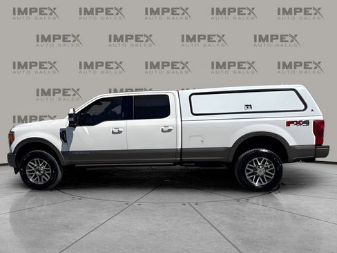 Used 2018 Ford F350 King Ranch w/ King Ranch Ultimate Package AWD/4WD image 2