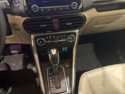 Used 2021 Ford EcoSport Titanium image 38