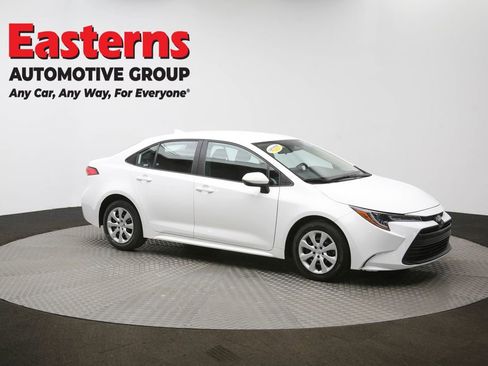 Used 2024 Toyota Corolla LE FWD image 47