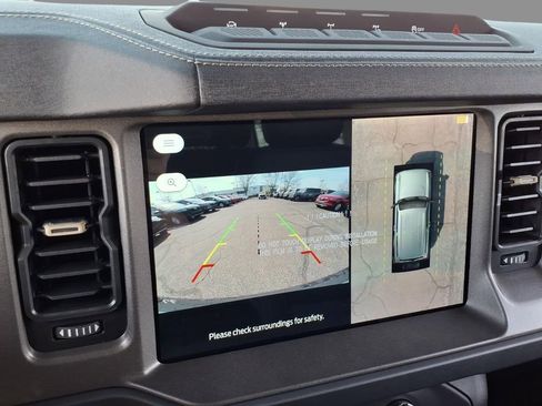 New 2025 Ford Bronco Badlands image 26