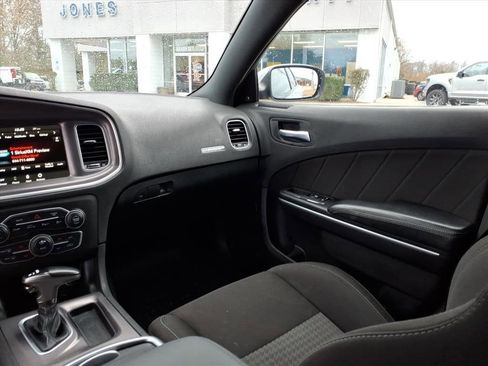 Used 2022 Dodge Charger GT image 14