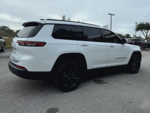 Certified 2025 Jeep Grand Cherokee L Altitude image 26