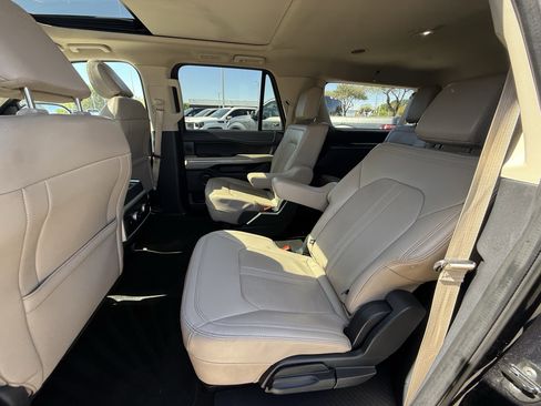 Used 2024 Ford Expedition Max Limited image 30
