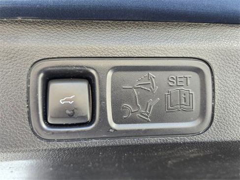 Used 2019 Lincoln Navigator Reserve w/ Cargo Package image 17