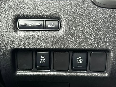 Used 2022 Nissan Murano SV w/ Cargo Package image 30