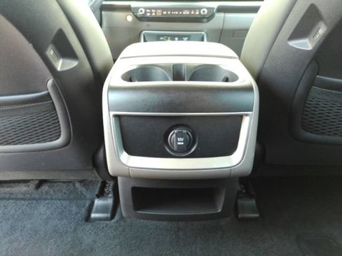 Used 2026 Kia Carnival LXS FWD image 27