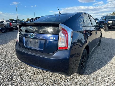 Used 2015 Toyota Prius Three image 10
