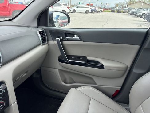 Used 2019 Kia Sportage EX w/ EX Premium Package AWD/4WD image 26