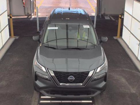 Used 2023 Nissan Rogue S FWD image 2