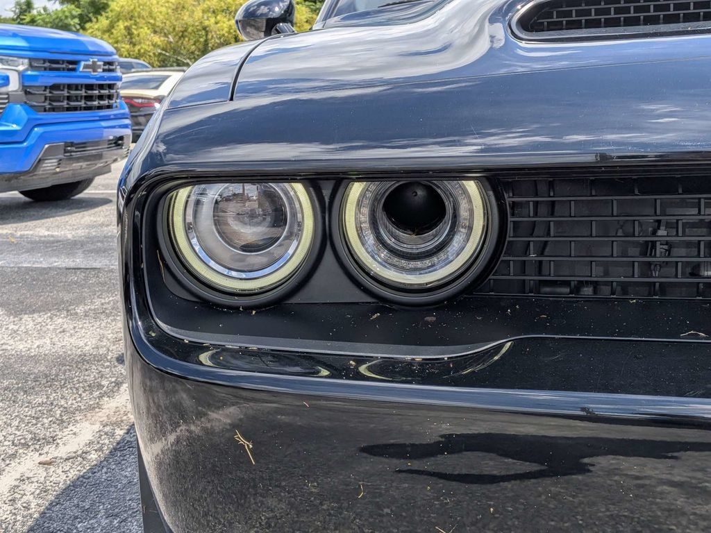 Used 2023 Dodge Challenger SRT Hellcat RWD image 10