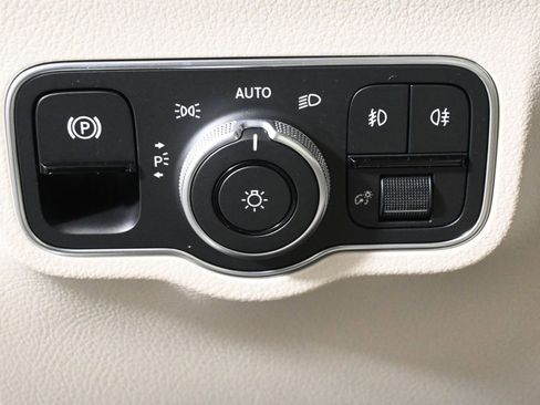 New 2026 Mercedes-Benz GLA 250 4MATIC image 25