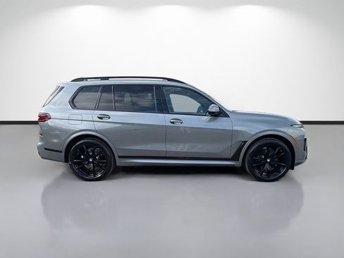New 2027 BMW X7 xDrive40i w/ M Sport Package AWD/4WD image 2