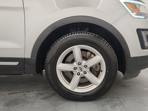 Used 2016 Ford Explorer XLT w/ Equipment Group 202A image 23